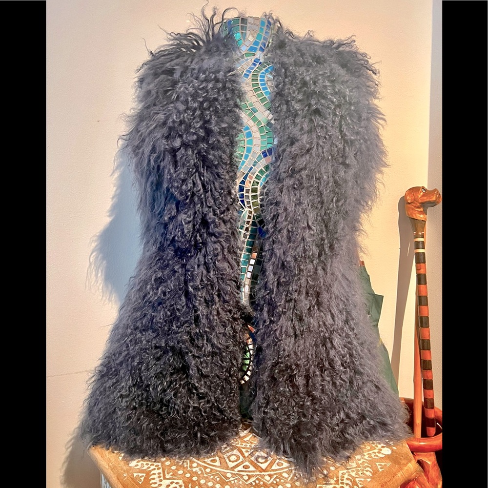 Diane Von Furstenberg DVF authentic Mongolian lamb fur vest sz L